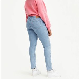Levi’s 501 high rise straight leg jean NWT 27P